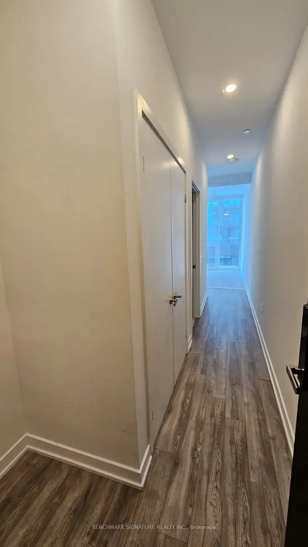 Toronto C08, ON M5B 0B8,77 Shuter ST #910