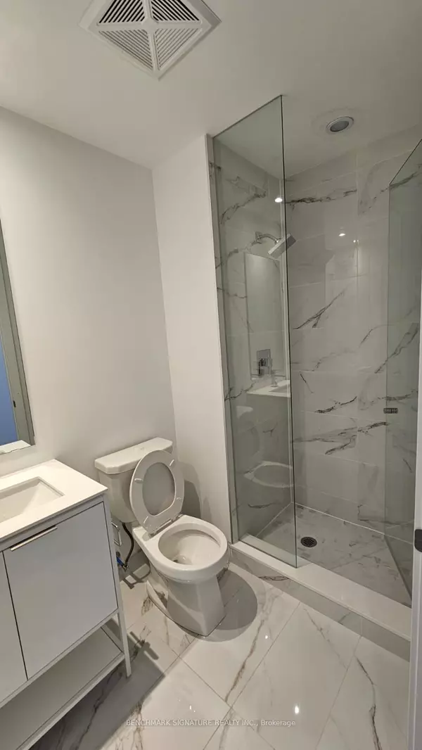 Toronto C08, ON M5B 0B8,77 Shuter ST #910