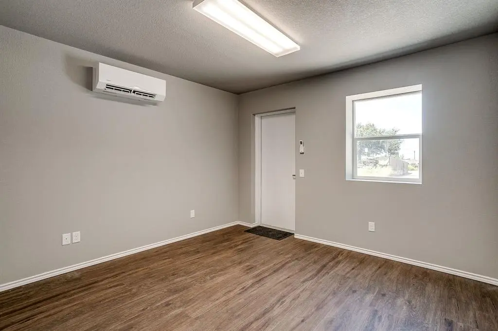 Granbury, TX 76049,3603 Plaza East Court