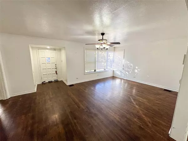 Denison, TX 75020,1431 W Chestnut Street