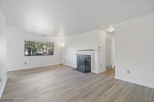 Mahwah Twp., NJ 07430,1006 Thoreau Ct