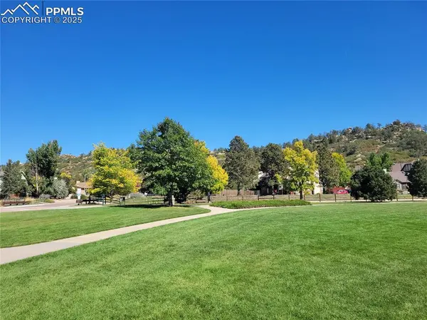 Colorado Springs, CO 80919,2117 Denton GRV #201