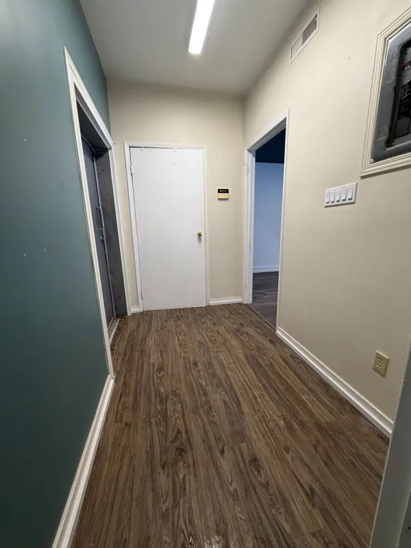 Brock, ON L0K 1A0,466 Osborne ST #468