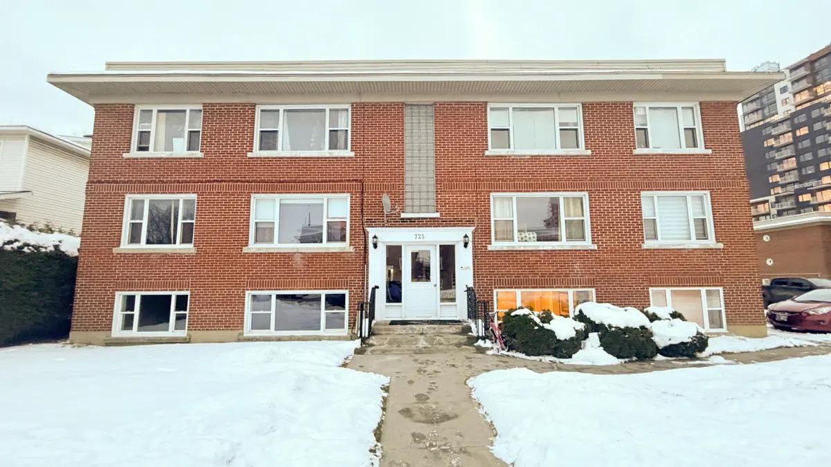 Carlingwood - Westboro And Area, ON K2A 1X4,725 Melbourne AVE #5