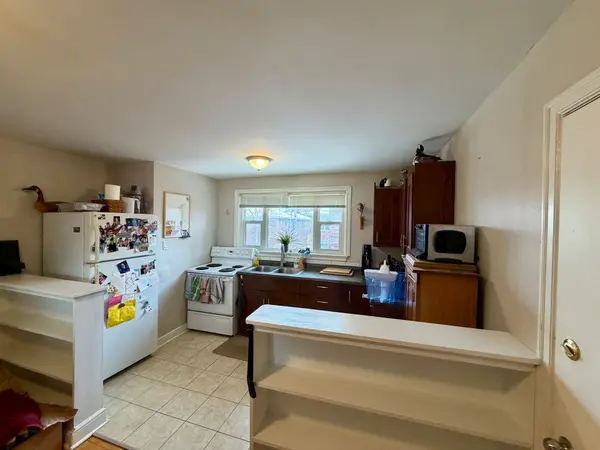 Carlingwood - Westboro And Area, ON K2A 1X4,725 Melbourne AVE #5