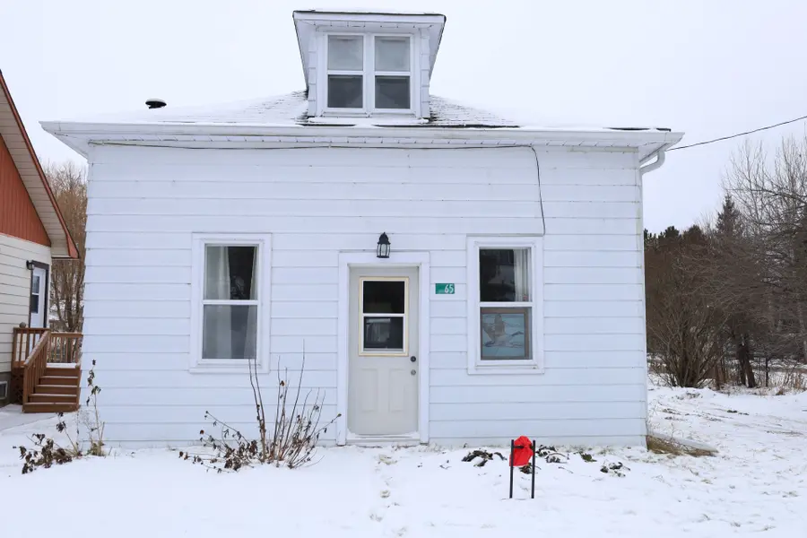 65 Wilno ST, Madawaska Valley, ON K0J 1B0