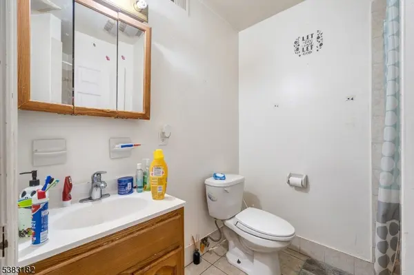 Newark City, NJ 07106,95 Stuyvesant Ave