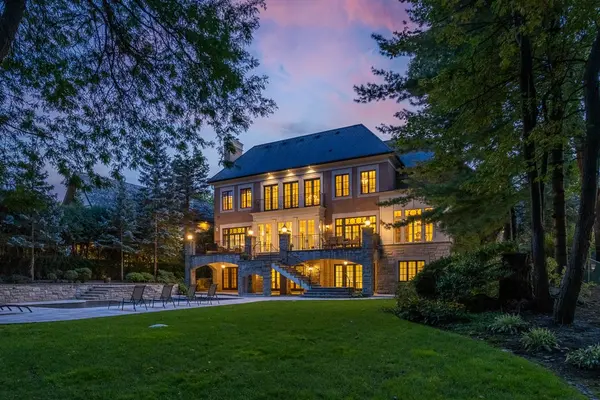 43 North DR, Toronto W08, ON M9A 4R1