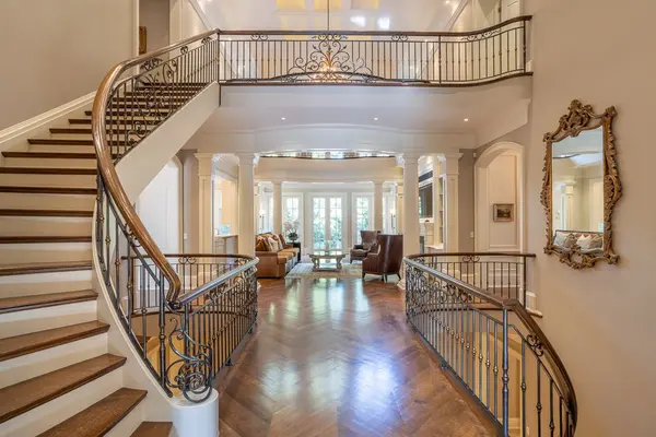 43 North DR, Toronto W08, ON M9A 4R1