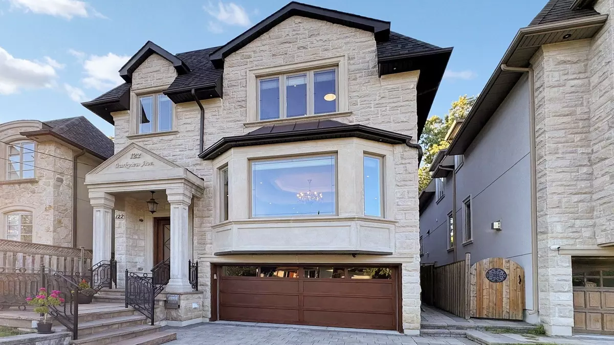 Toronto C14, ON M2N 3Y5,122 Parkview AVE