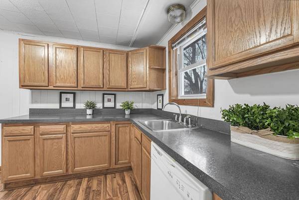 5719 Main ST, Rapid City, MI 49676