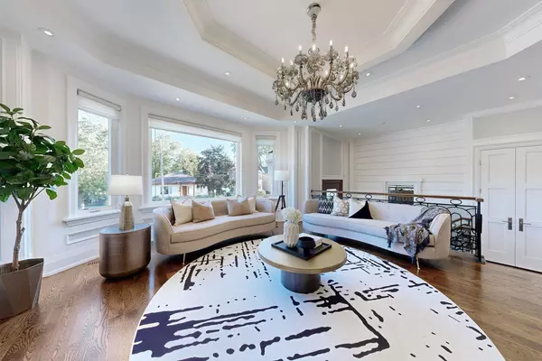 Toronto C14, ON M2N 3Y5,122 Parkview AVE