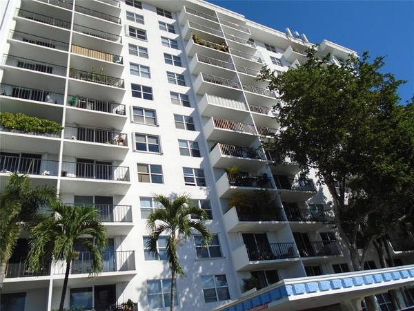 1800 N Andrews Ave #4B, Fort Lauderdale, FL 33311