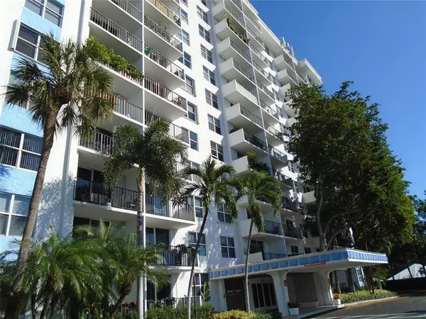 Fort Lauderdale, FL 33311,1800 N Andrews Ave #4B