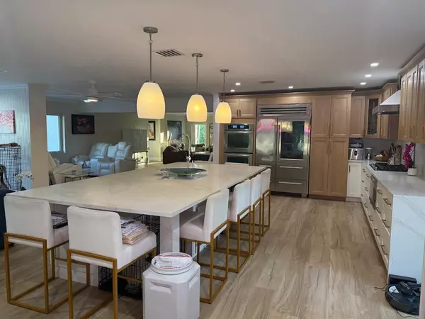 Pompano Beach, FL 33060,1861 SE 6th St