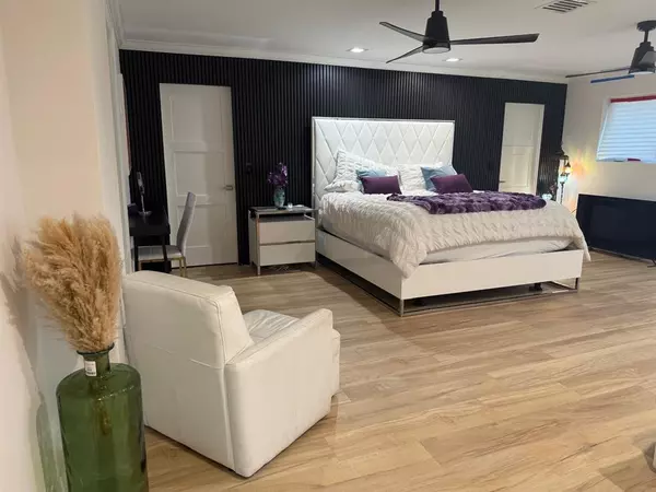 Pompano Beach, FL 33060,1861 SE 6th St