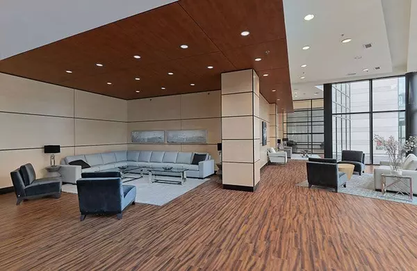 Vaughan, ON L4K 0G3,2900 Highway 7 RD #706