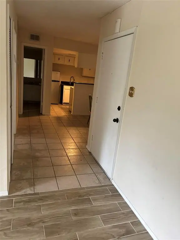 Dallas, TX 75230,5921 Harvest Hill Road #2086