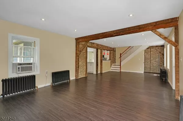 Greenwich Twp., NJ 08886,619 South Main Street