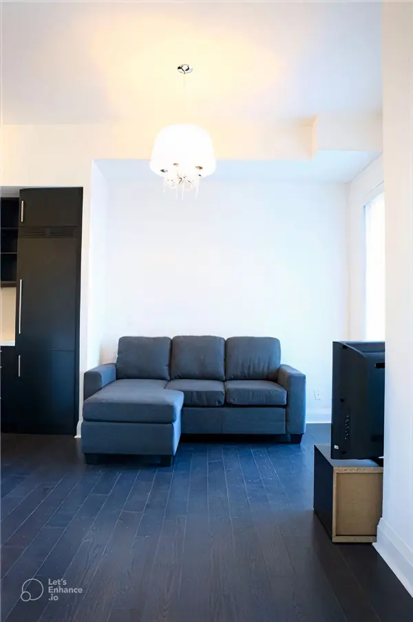 Toronto, ON M5S 0A6,1080 Bay ST #4607