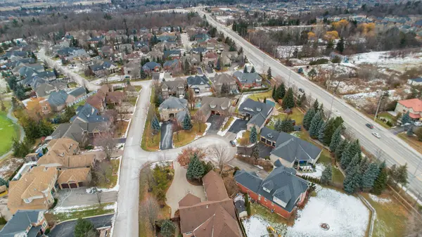 Brampton, ON L6Y 5G9,4 Champion CT