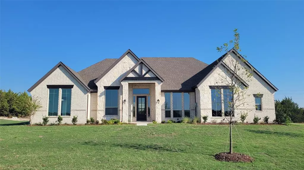 7011 Hayes Road, Midlothian, TX 76065