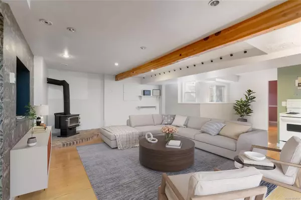 Colwood, BC V9C 2J3,3365 Painter Rd #A