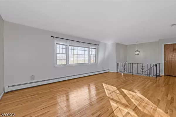 Elmwood Park Boro, NJ 07407,64 Gilbert Ave