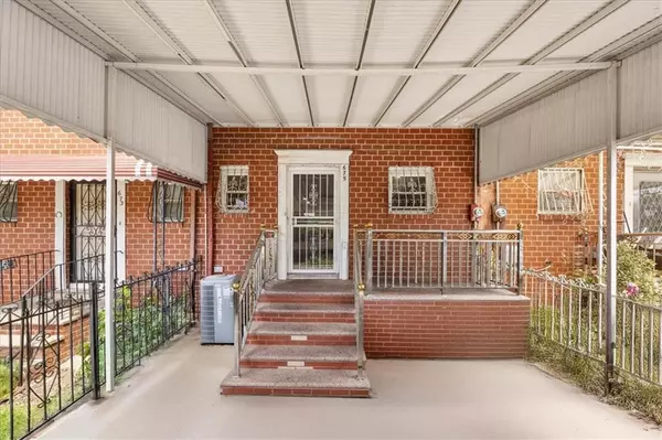 Brooklyn, NY 11212,675 Saratoga AVE