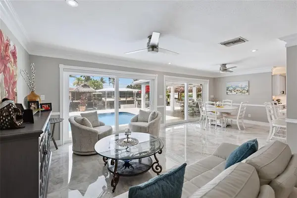 Pompano Beach, FL 33062,2228 SE 10th St