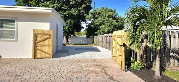 Pompano Beach, FL 33064,4531 NE 15th Ave