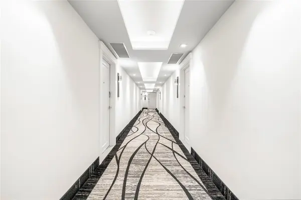 Hallandale Beach, FL 33009,3180 S Ocean Dr #517