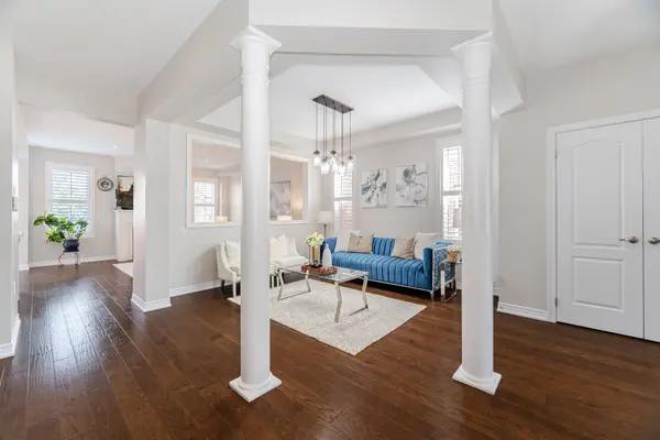 Caledon, ON L7C 3Y9,9 Meadowcreek RD