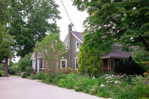 Thorold, ON L0S 1E6,2440 Decew RD