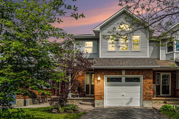 Kanata, ON K2T 1A9,52 Blackdome CRES