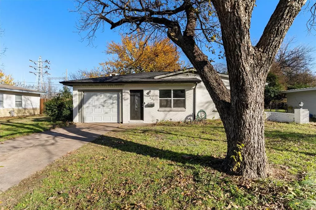 Richland Hills, TX 76118,3002 Elm Park