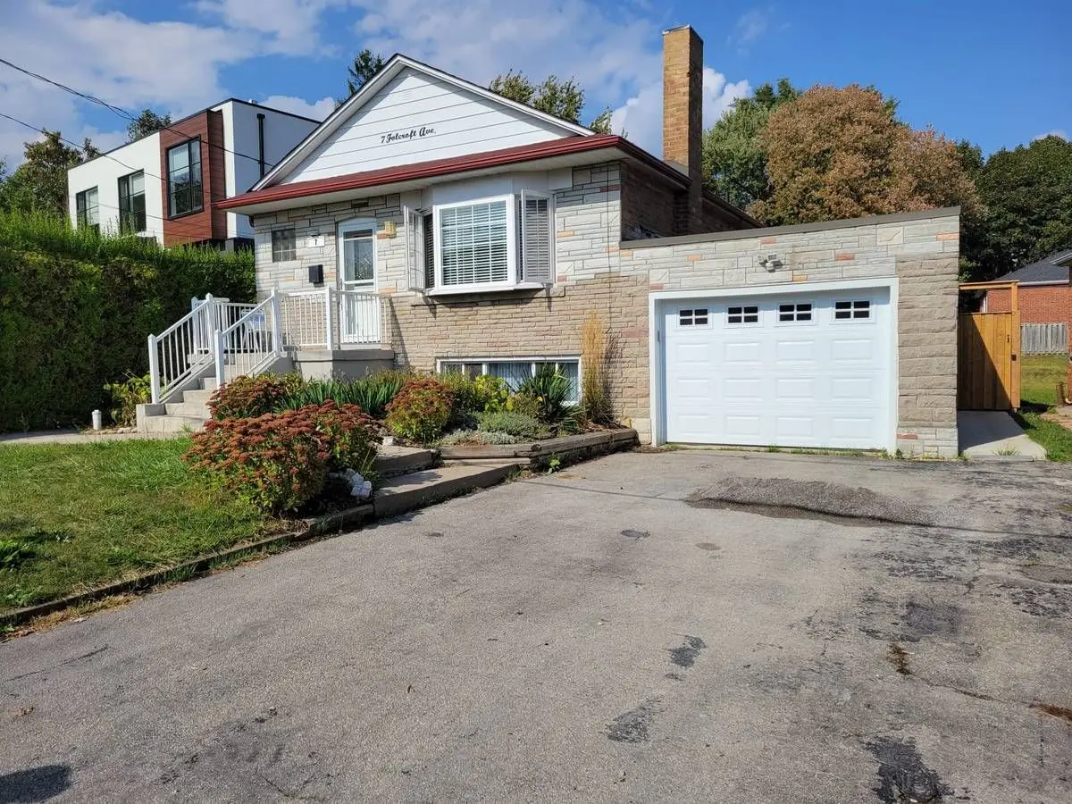Toronto E06, ON M1N 1K7,7 Folcroft AVE #BSMT