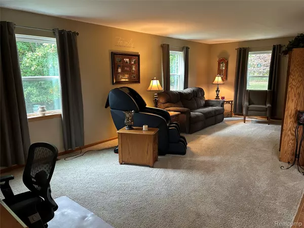 Gaines, MI 48436,8812 S Byron RD