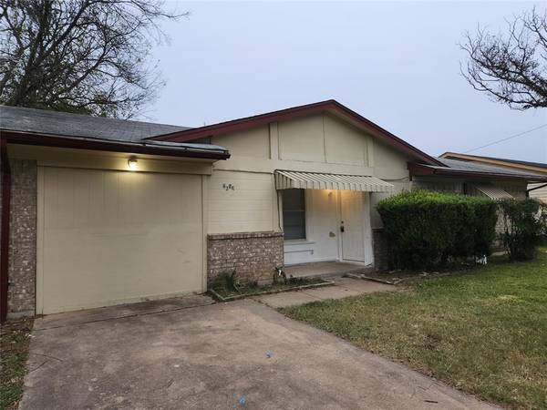 2654 Princeton Drive, Lancaster, TX 75134