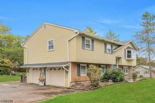 305 Wykertown Rd, Frankford Twp., NJ 07461