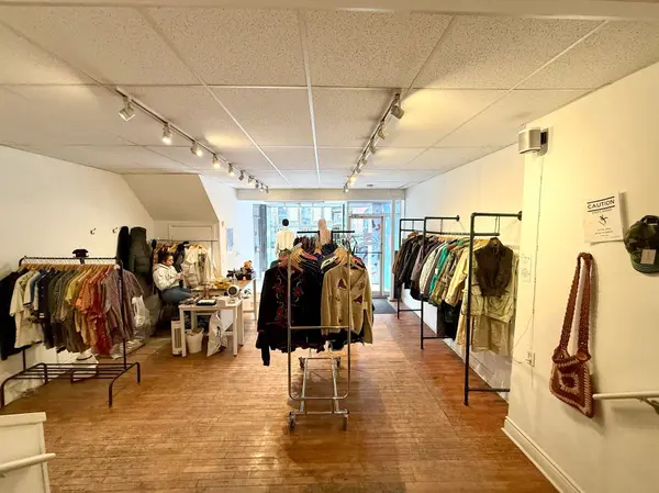 Toronto E01, ON M4M 1H4,768 Queen ST E