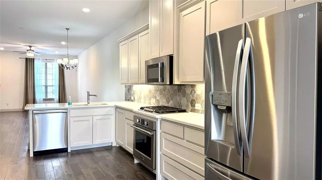 Carrollton, TX 75010,4683B Rhett Lane