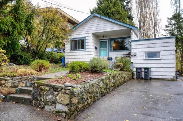 Esquimalt, BC V9A 5V3,871 Fleming St