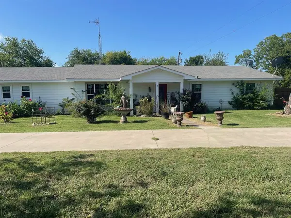 Greenville, TX 75401,2393 County Road 4108