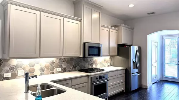 Carrollton, TX 75010,4683B Rhett Lane