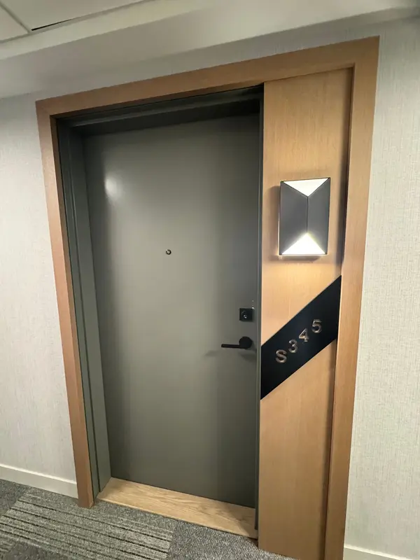 Toronto C08, ON M5A 0V6,35 Rolling Mills Rd RD