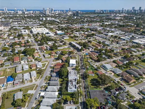 Hallandale Beach, FL 33009,514 Foster Rd