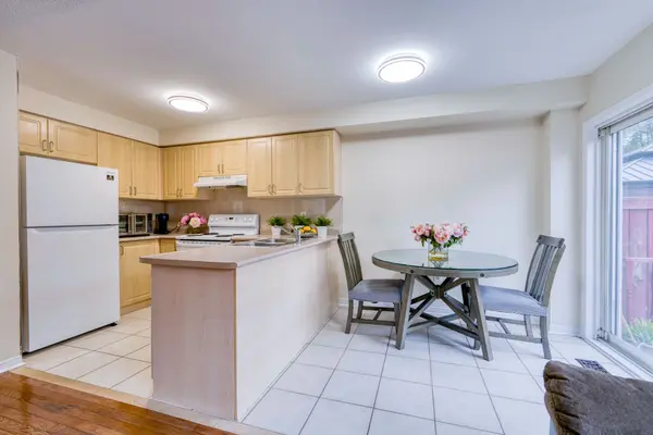 Mississauga, ON L5M 6Y2,5909 Churchill Meadows BLVD