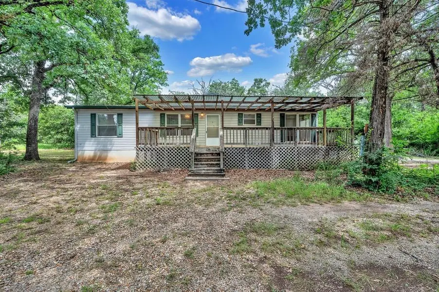380 Oakgrove Circle, Elm Mott, TX 76640