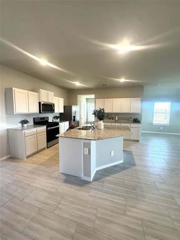 Krum, TX 76249,5561 Rollins